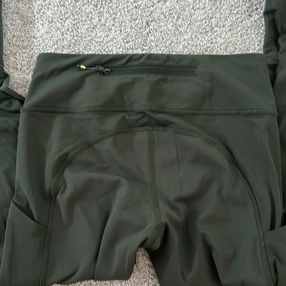 Lululemon crop leggings - Picture 4 of 6